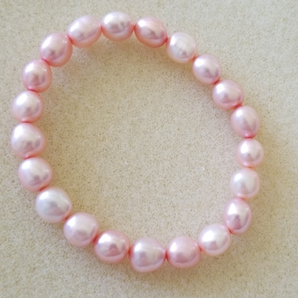 Pink Fresh Water Pearl Elastic Stretch Bracelet - Picture 2 of 4